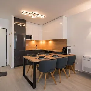  Apartment Astra