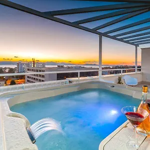 Apartment Sunset Penthouse With Jacuzzi