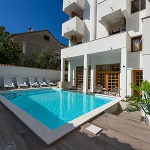 Apartmán And Diana, Zadar