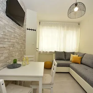Fjaka Apartament