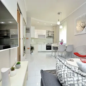 Apartamento Populare, Zadar